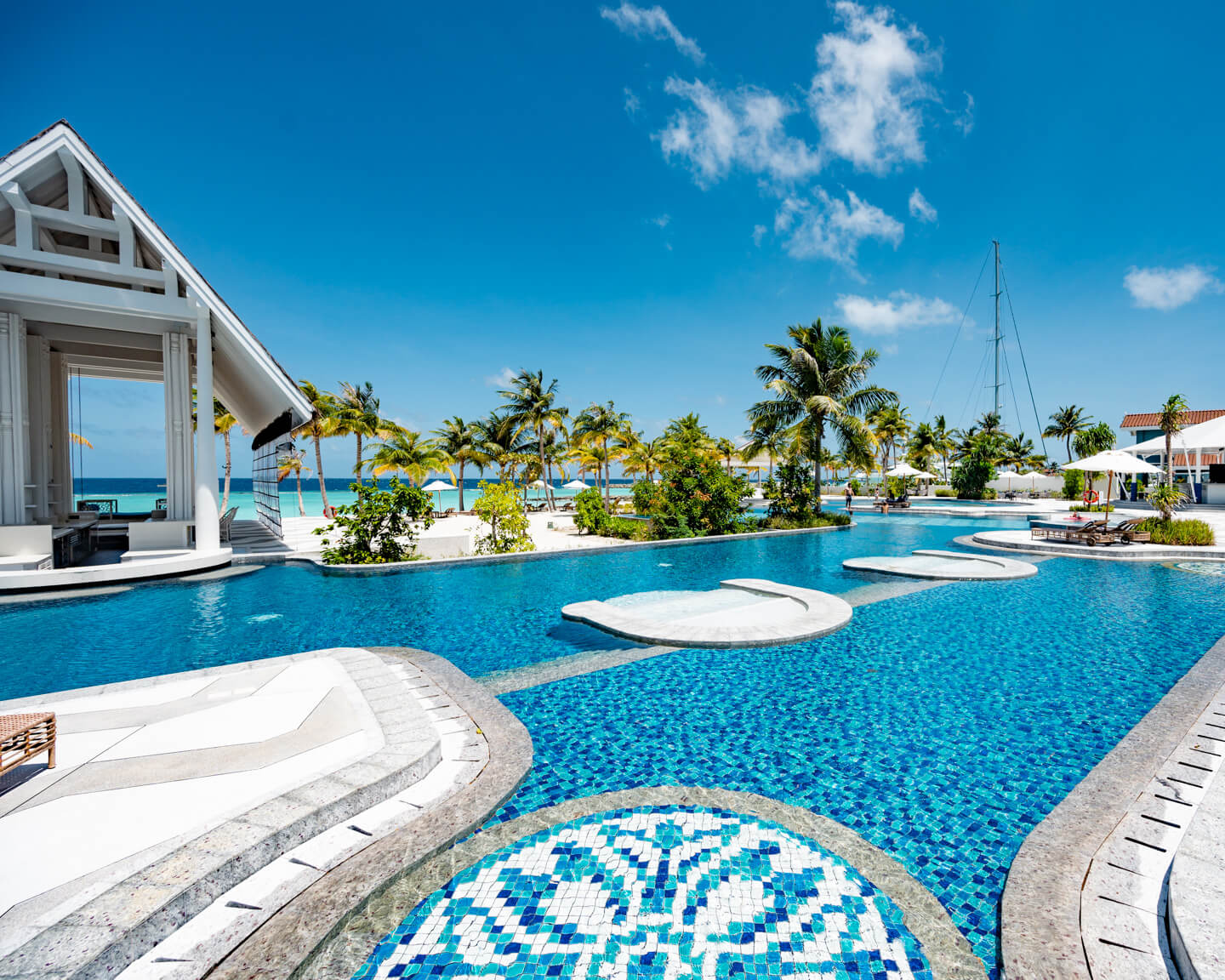 Crossroads Maldives — image 2
